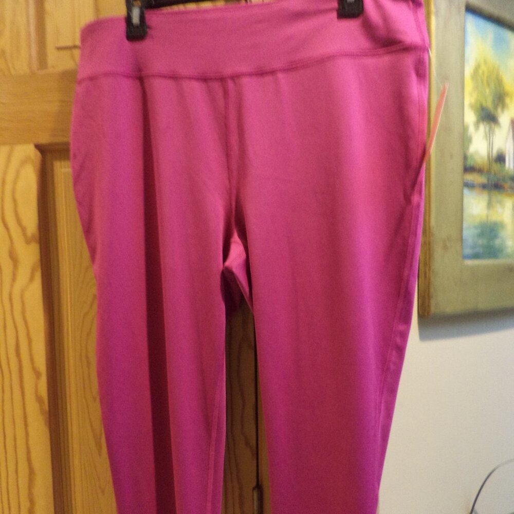 TEK GEAR LEGGINGS~DryTek~Solid w/ Sheer at Edge of Legs~Pink Fuchsia-Size:1X-NEW